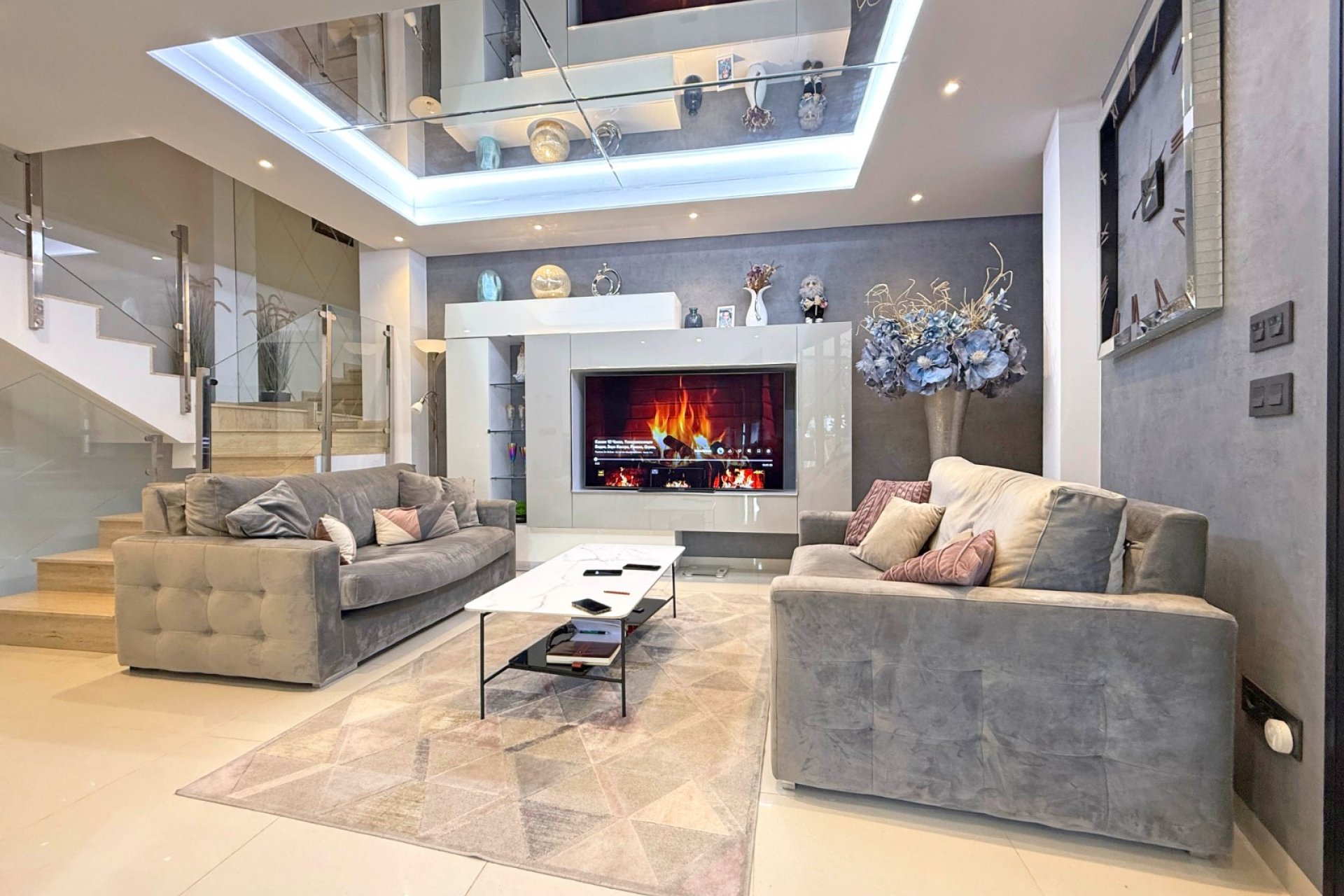 Resale - Villa -
Orihuela Costa - Villamartin