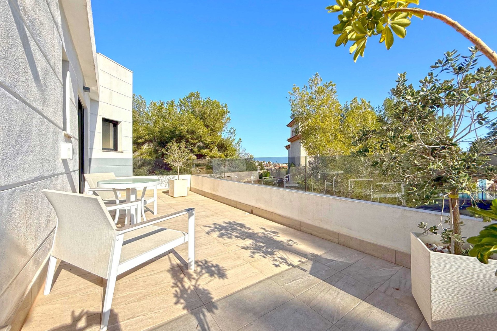Resale - Villa -
Orihuela Costa - Villamartin