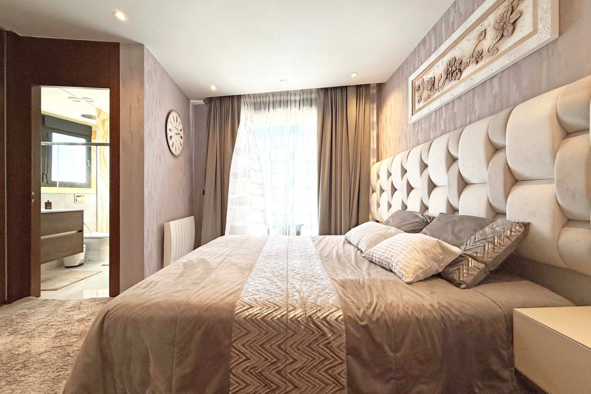 Resale - Villa -
Orihuela Costa - Villamartin