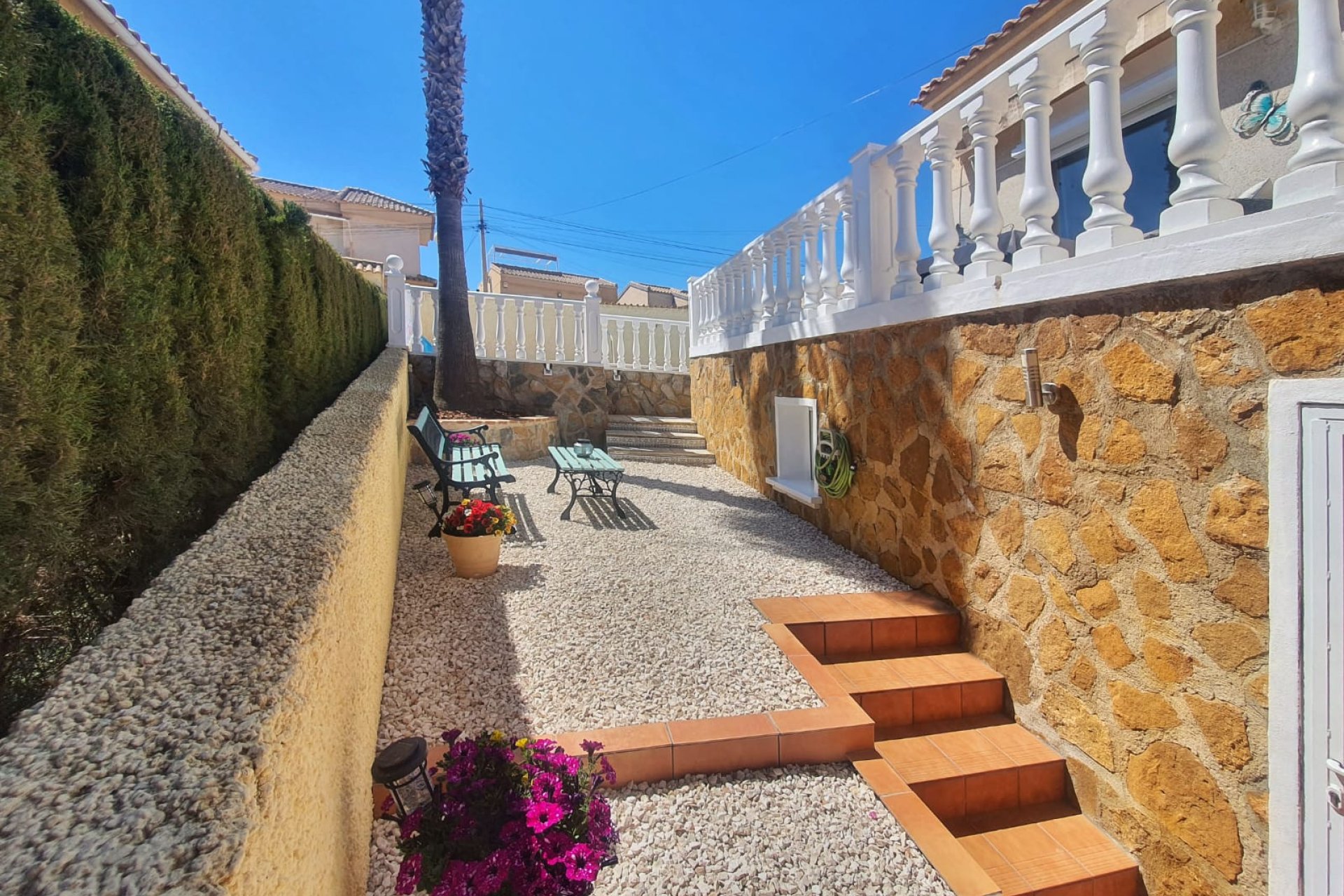Resale - Villa -
Orihuela Costa - Villamartin