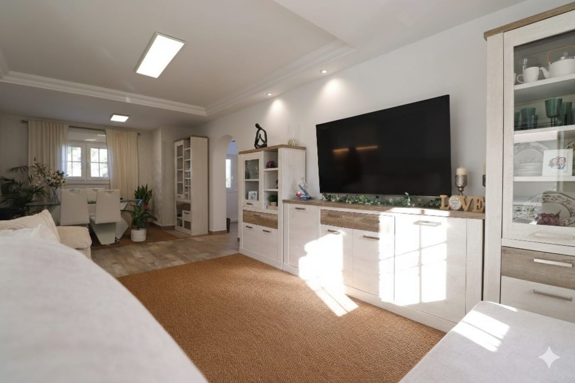 Resale - Villa -
Orihuela Costa - Villamartin