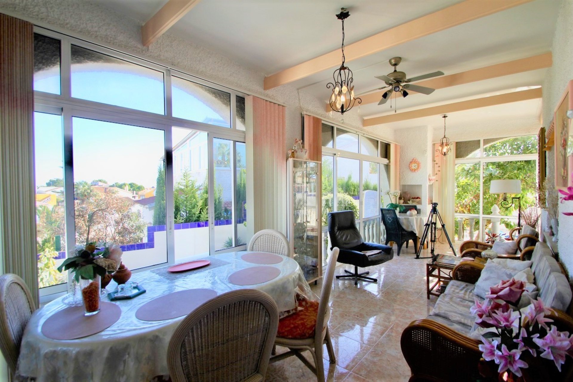 Resale - Villa -
Orihuela Costa - Villamartin