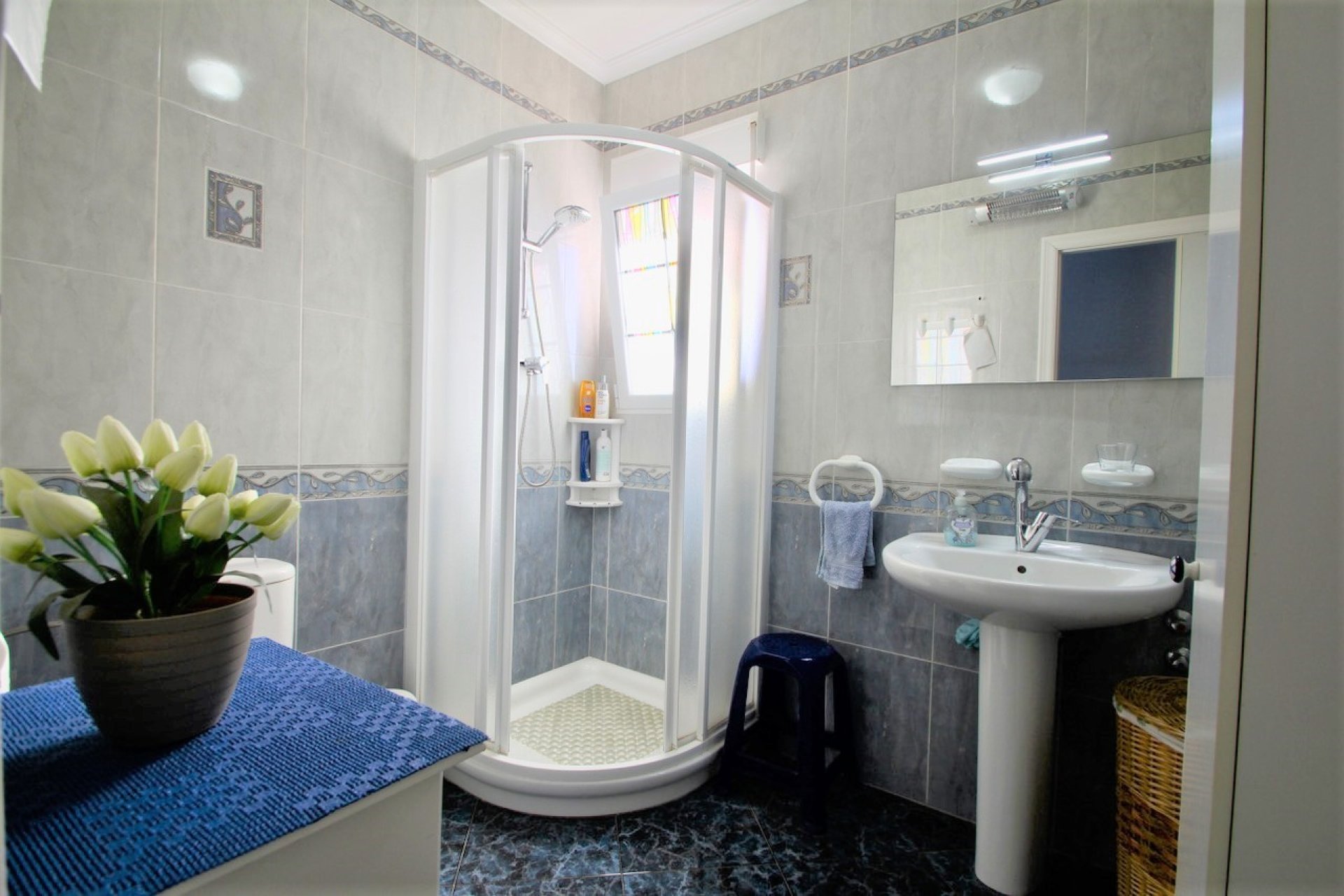 Resale - Villa -
Orihuela Costa - Villamartin