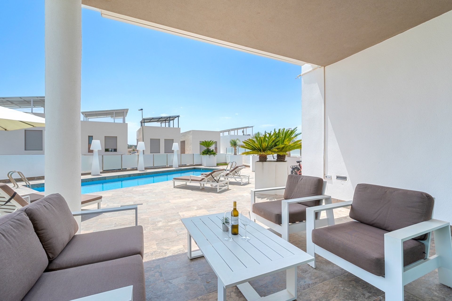 Resale - Villa -
Orihuela Costa - Villamartin