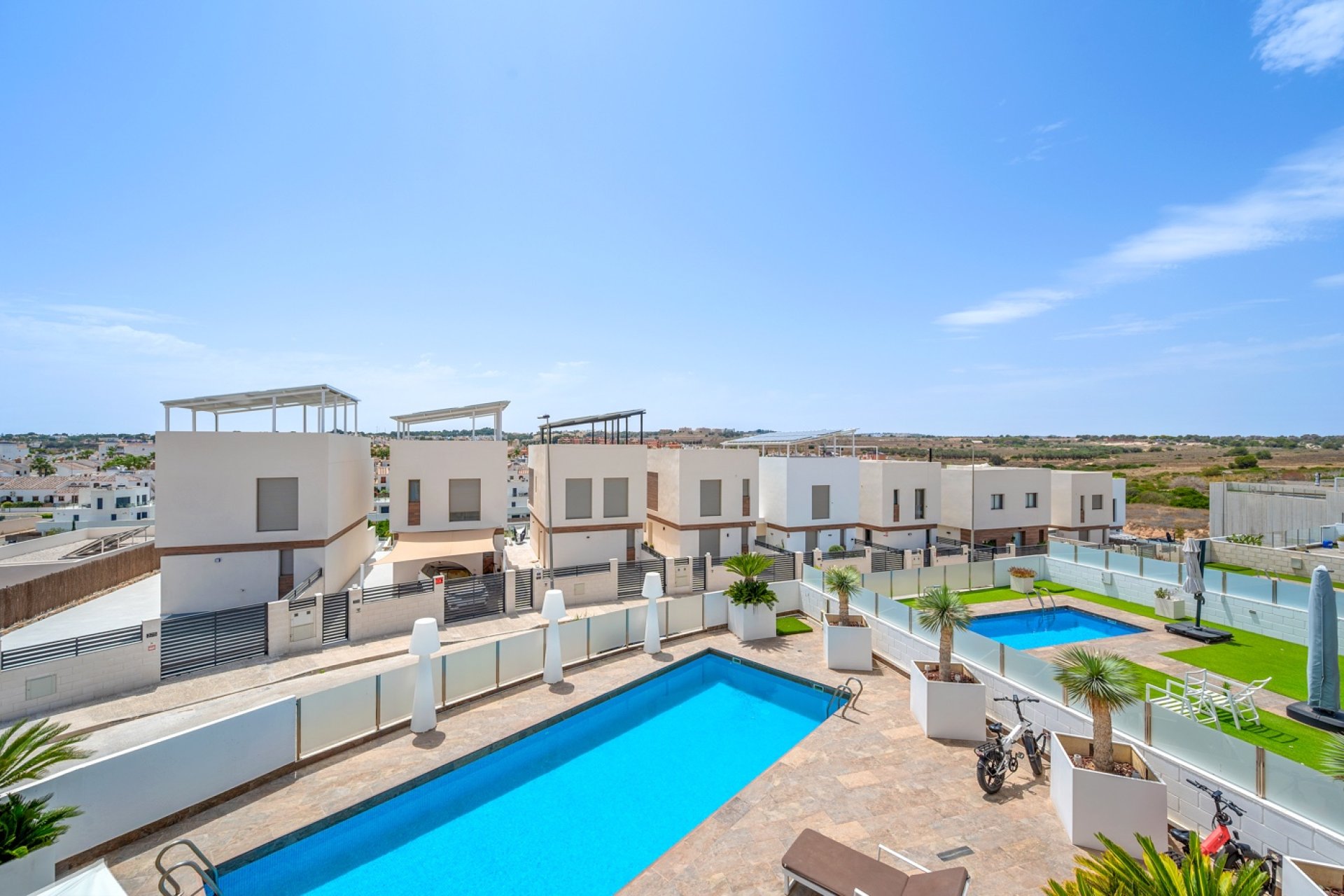 Resale - Villa -
Orihuela Costa - Villamartin