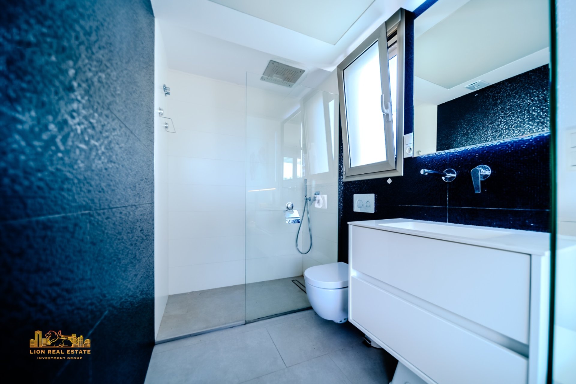 Resale - Villa -
Orihuela Costa - Villamartin