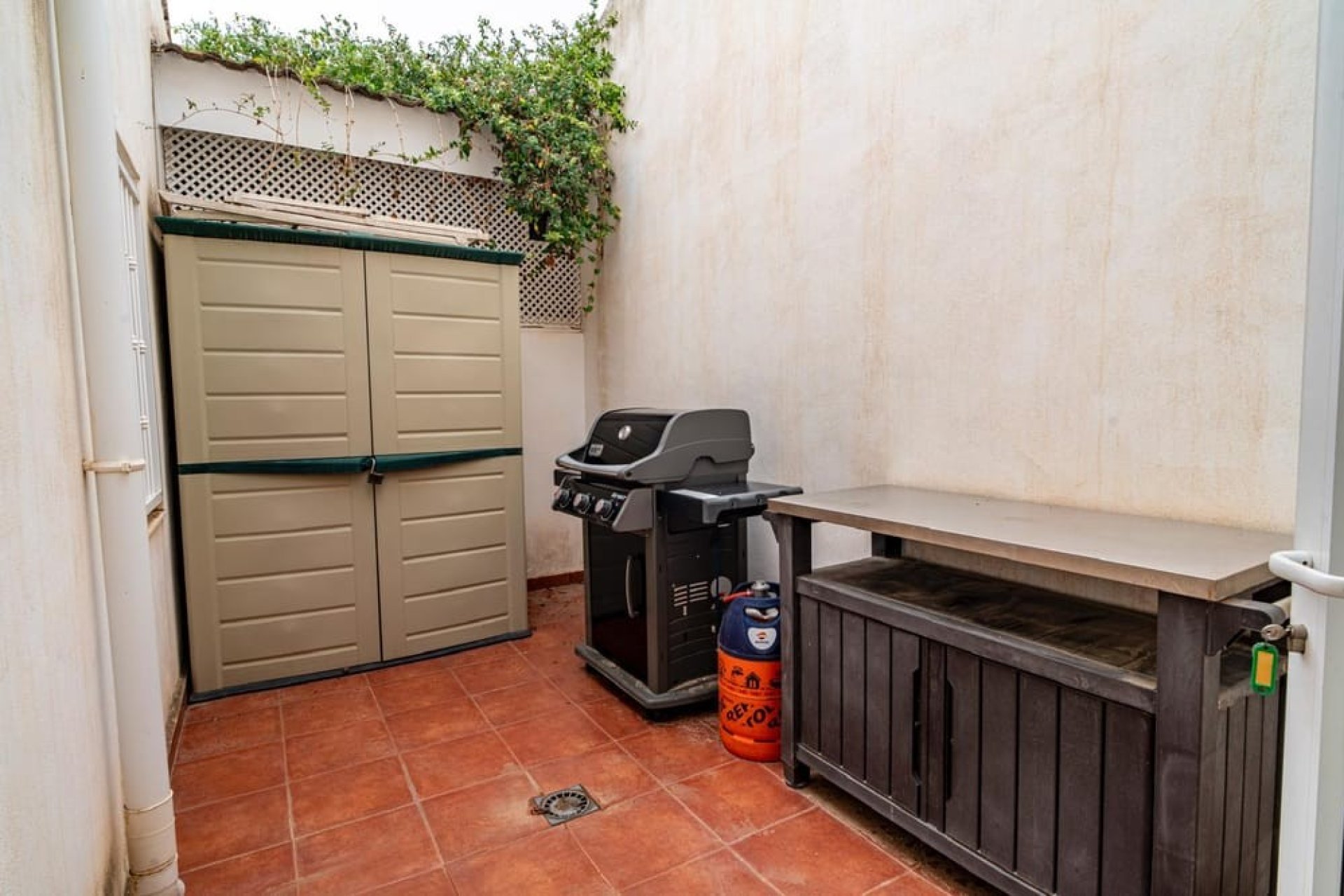 Resale - Villa -
Orihuela Costa - Villamartin