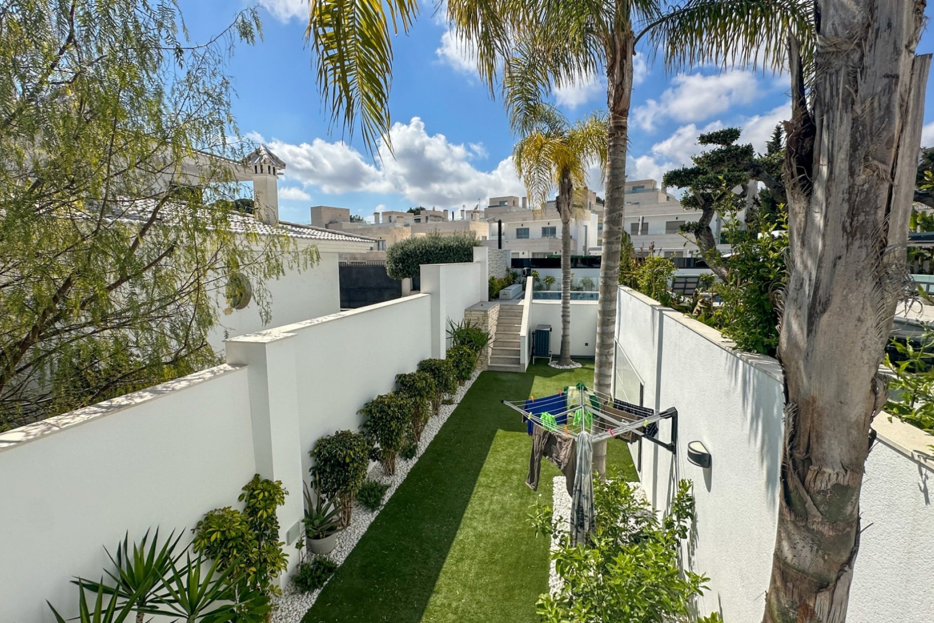 Resale - Villa -
Orihuela Costa - Villamartin