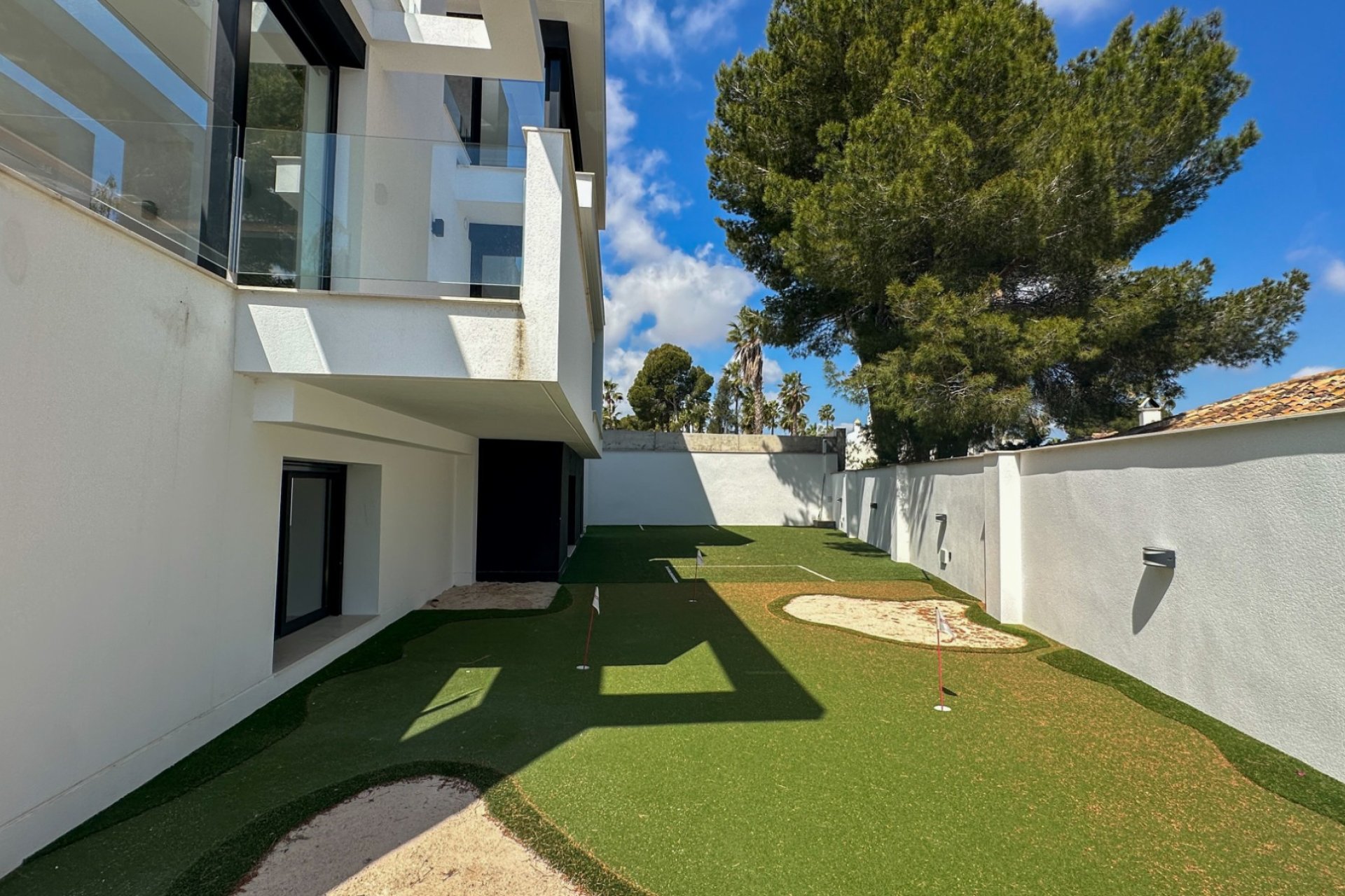 Resale - Villa -
Orihuela Costa - Villamartin