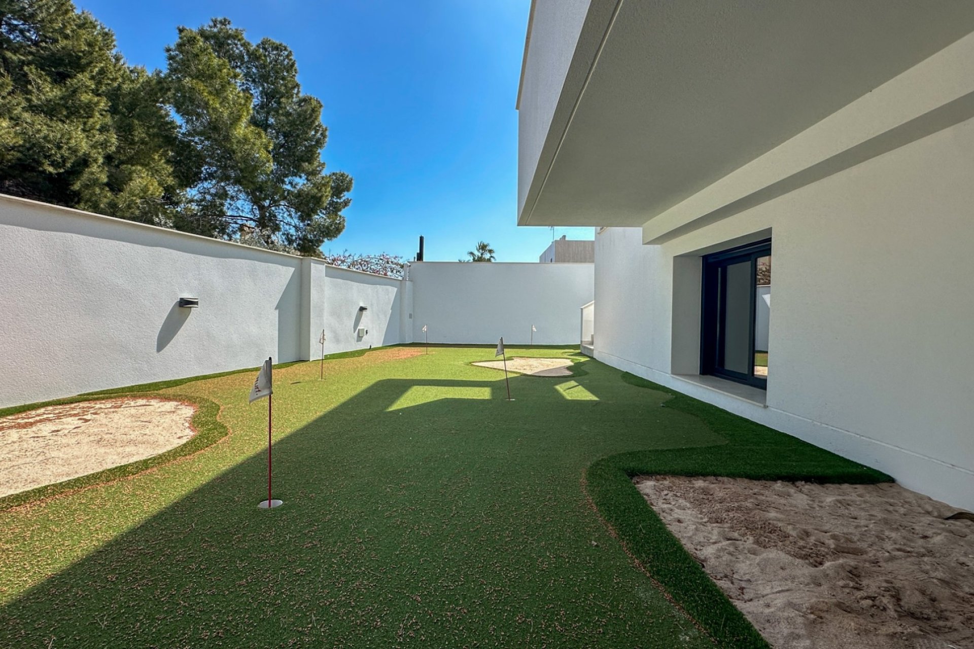 Resale - Villa -
Orihuela Costa - Villamartin