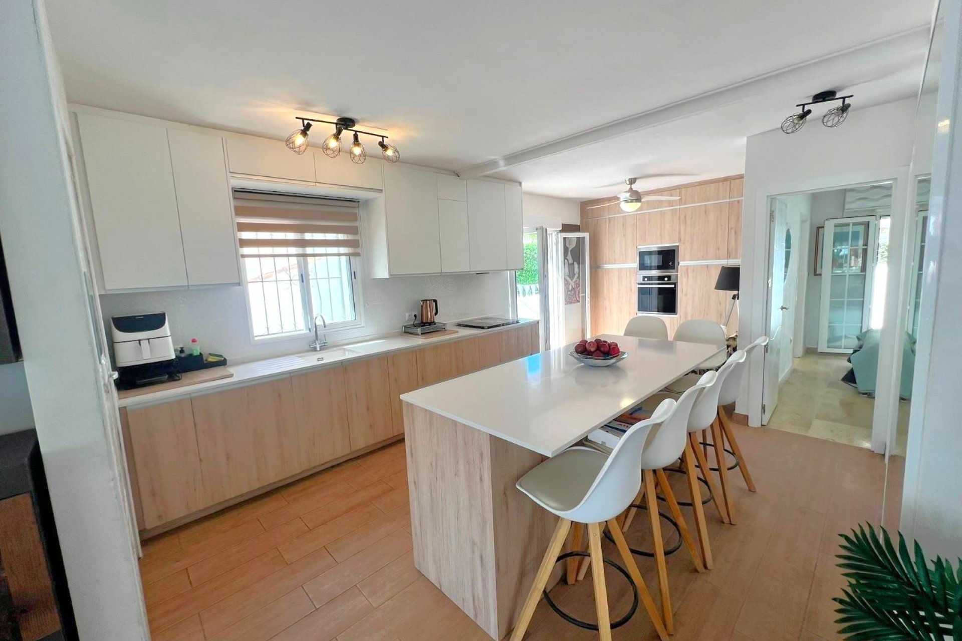 Resale - Villa -
Orihuela Costa - Villamartin