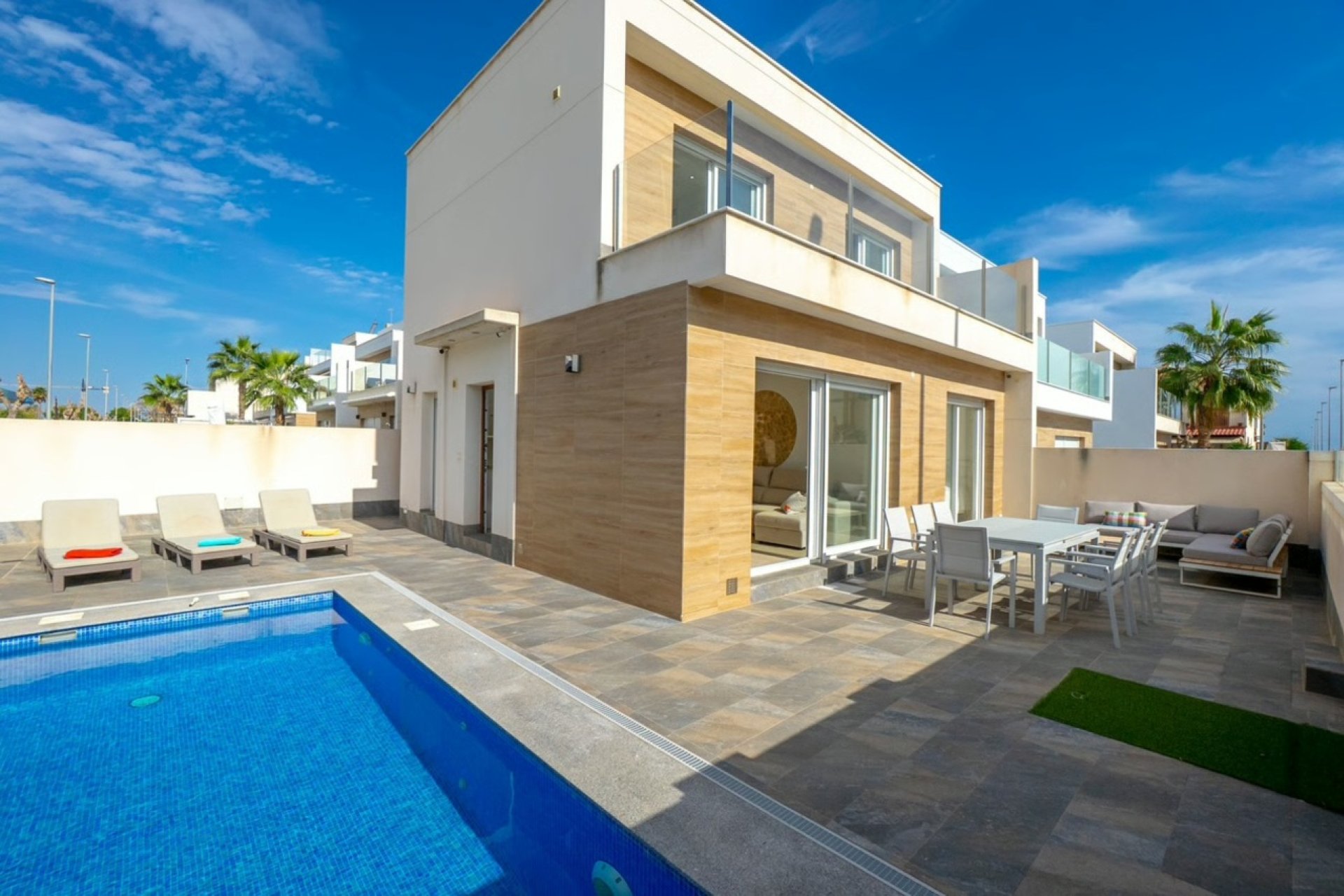 Resale - Villa -
Pilar de la Horadada