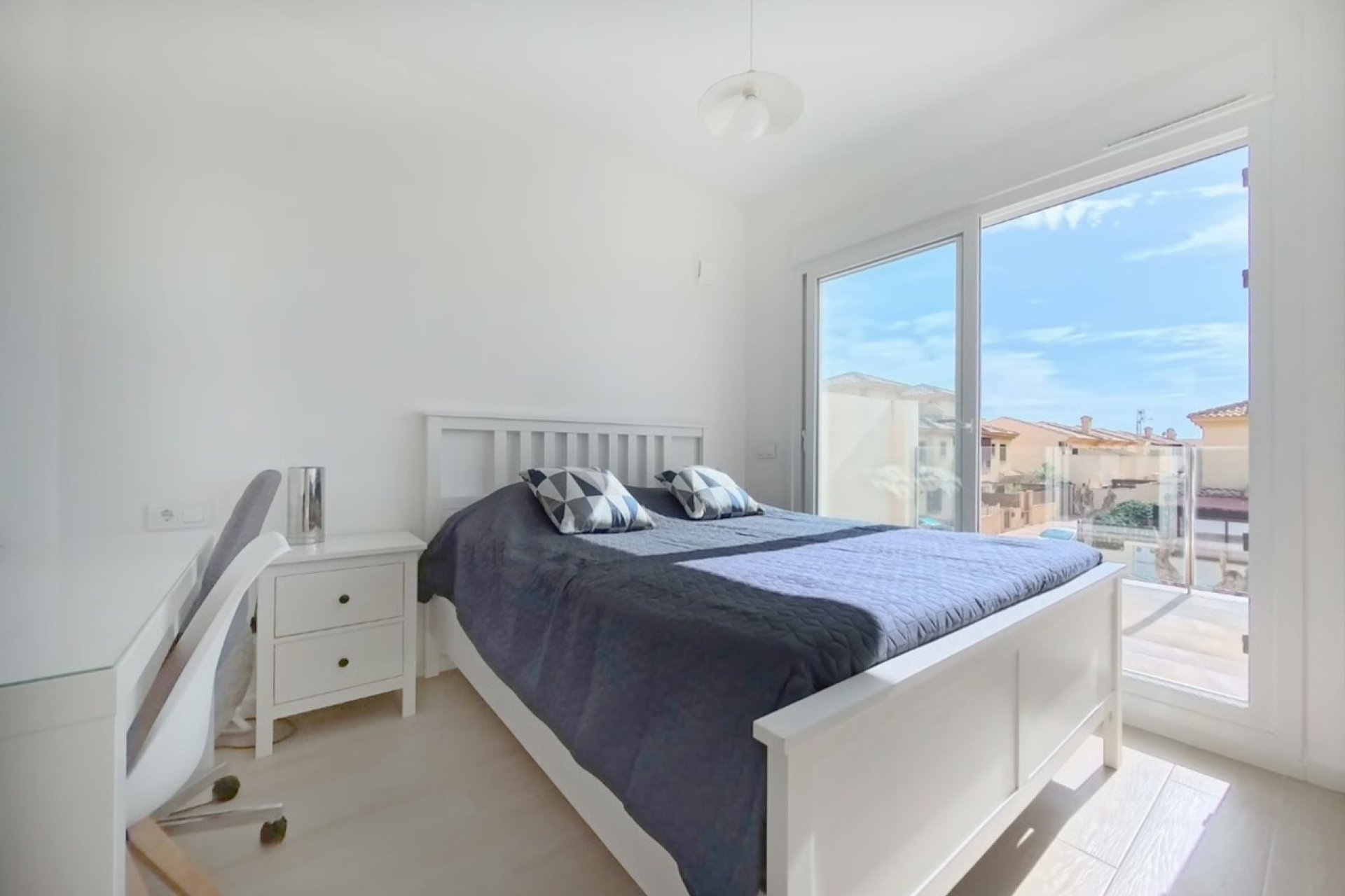 Resale - Villa -
Pilar de la Horadada