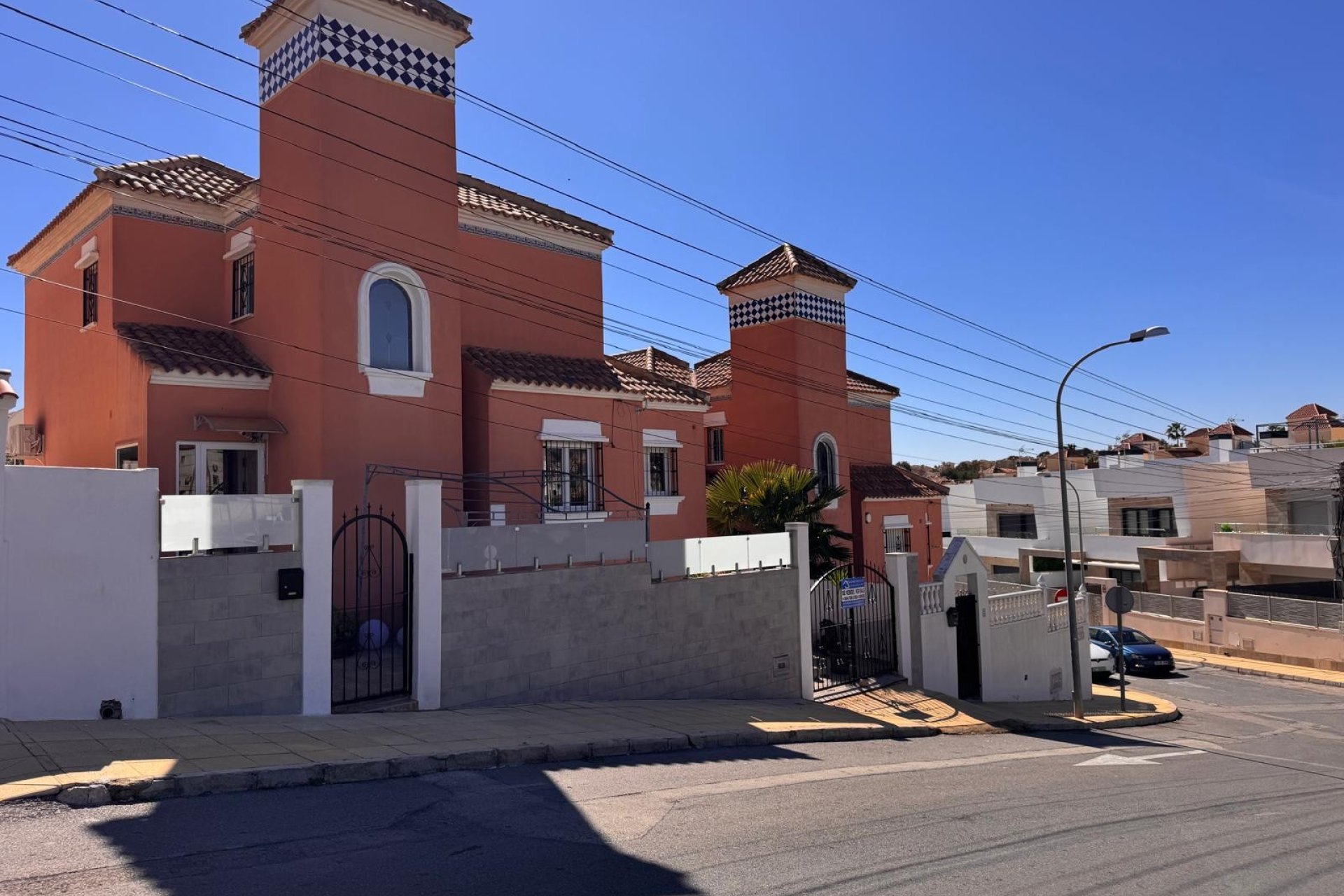 Resale - Villa -
San Miguel de Salinas - Blue Lagoon
