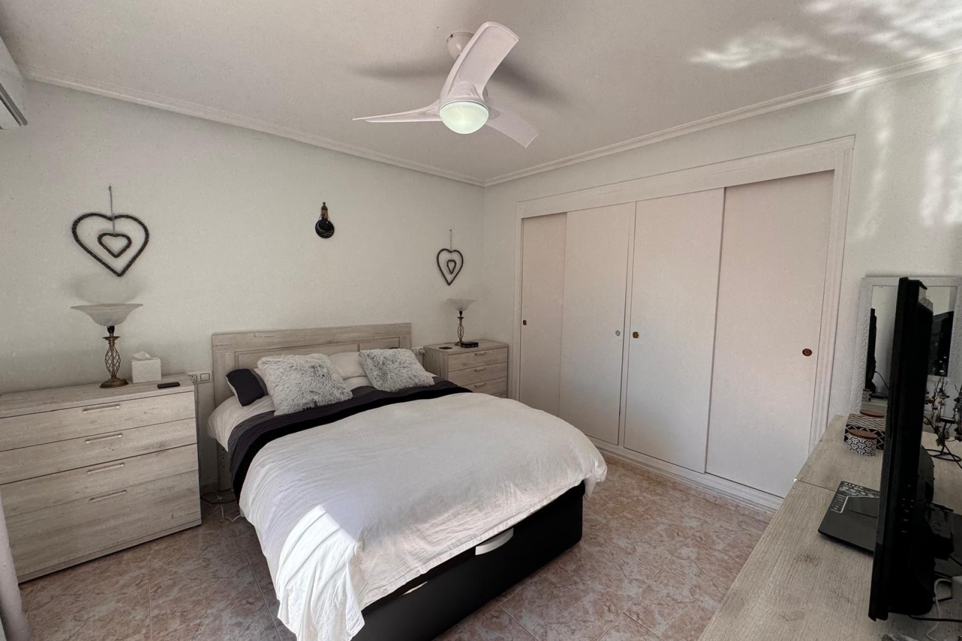 Resale - Villa -
San Miguel de Salinas - Blue Lagoon