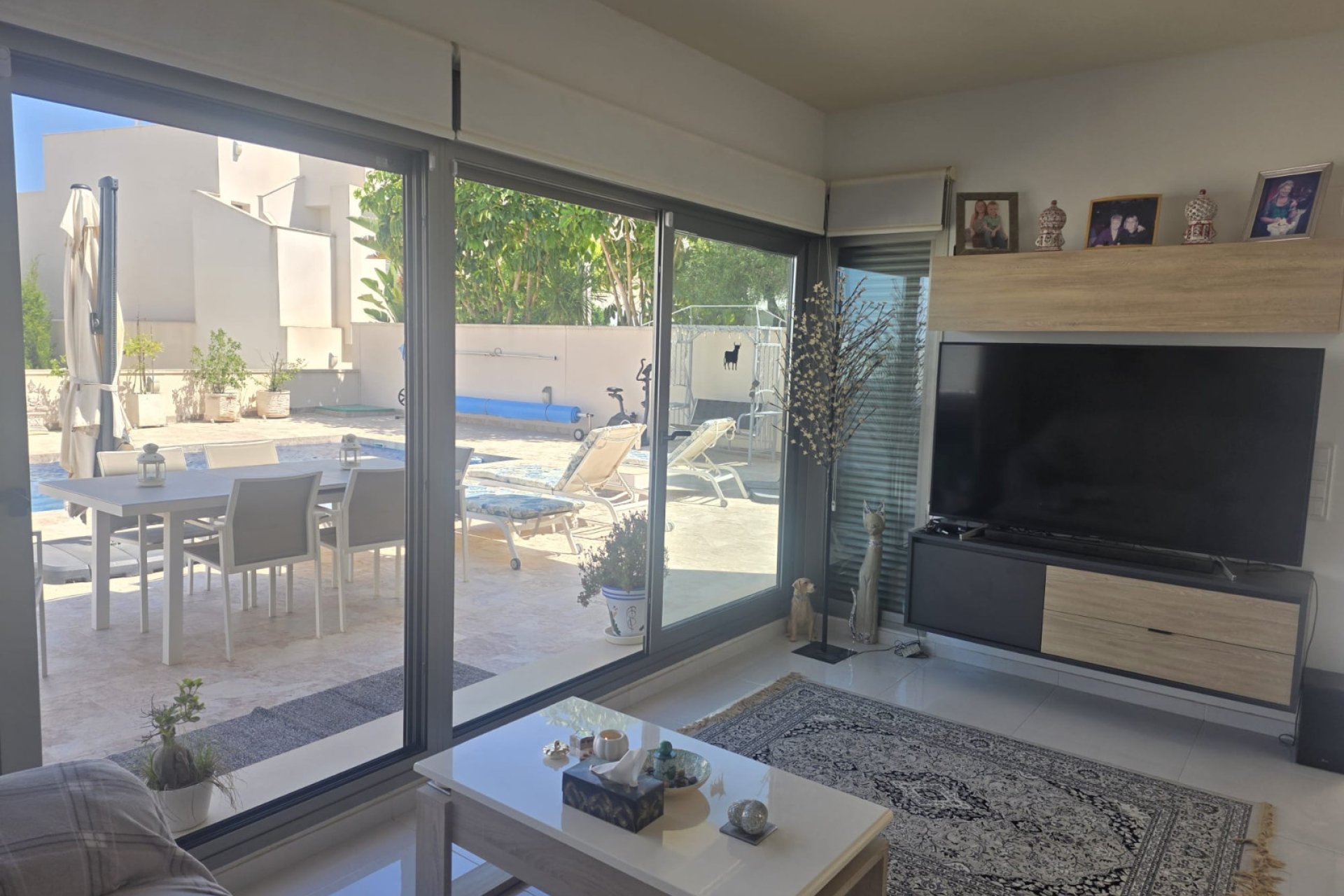 Resale - Villa -
San Miguel de Salinas