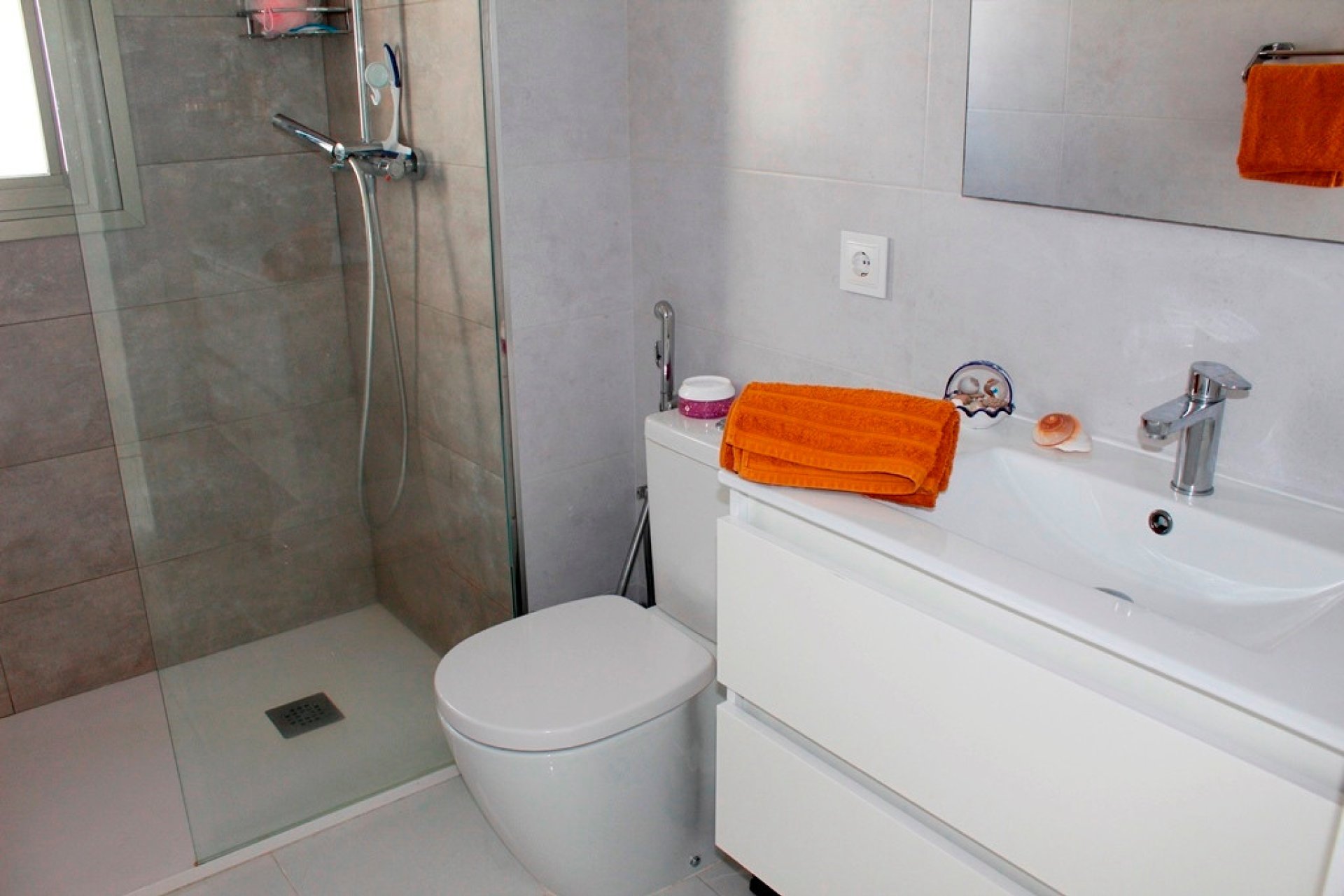 Resale - Villa -
San Miguel de Salinas