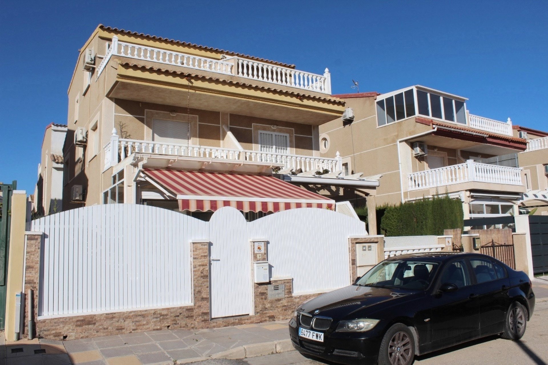 Resale - Villa -
Torre de la Horadada