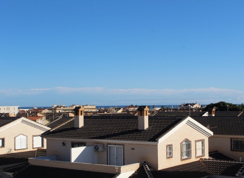 Resale - Villa -
Torre de la Horadada