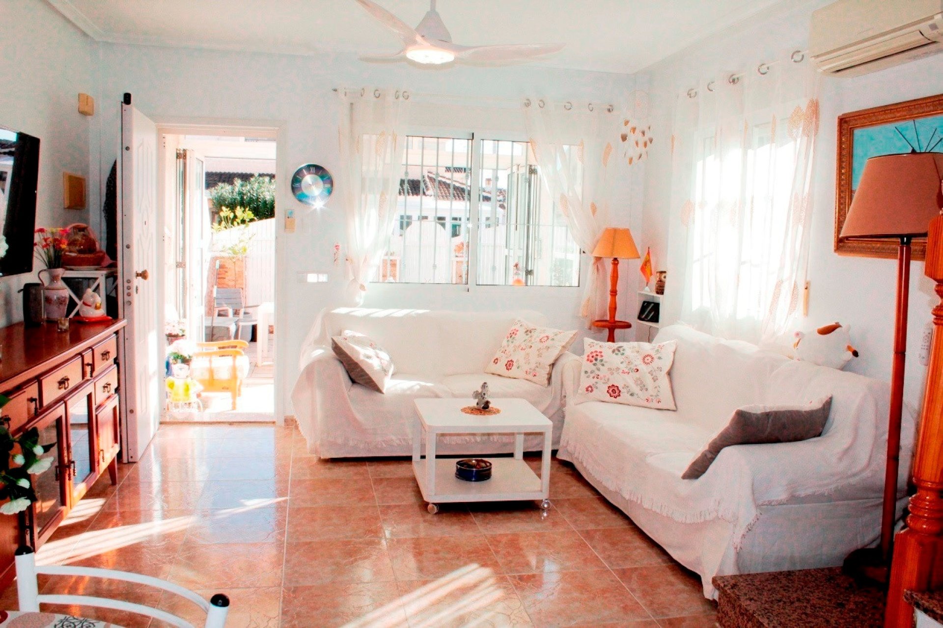 Resale - Villa -
Torre de la Horadada