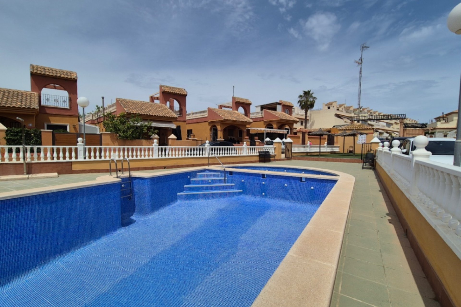 Resale - Villa -
Torrevieja - Costa Blanca Sur