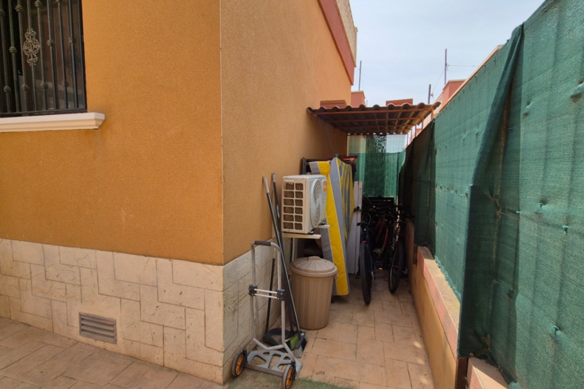 Resale - Villa -
Torrevieja - Costa Blanca Sur