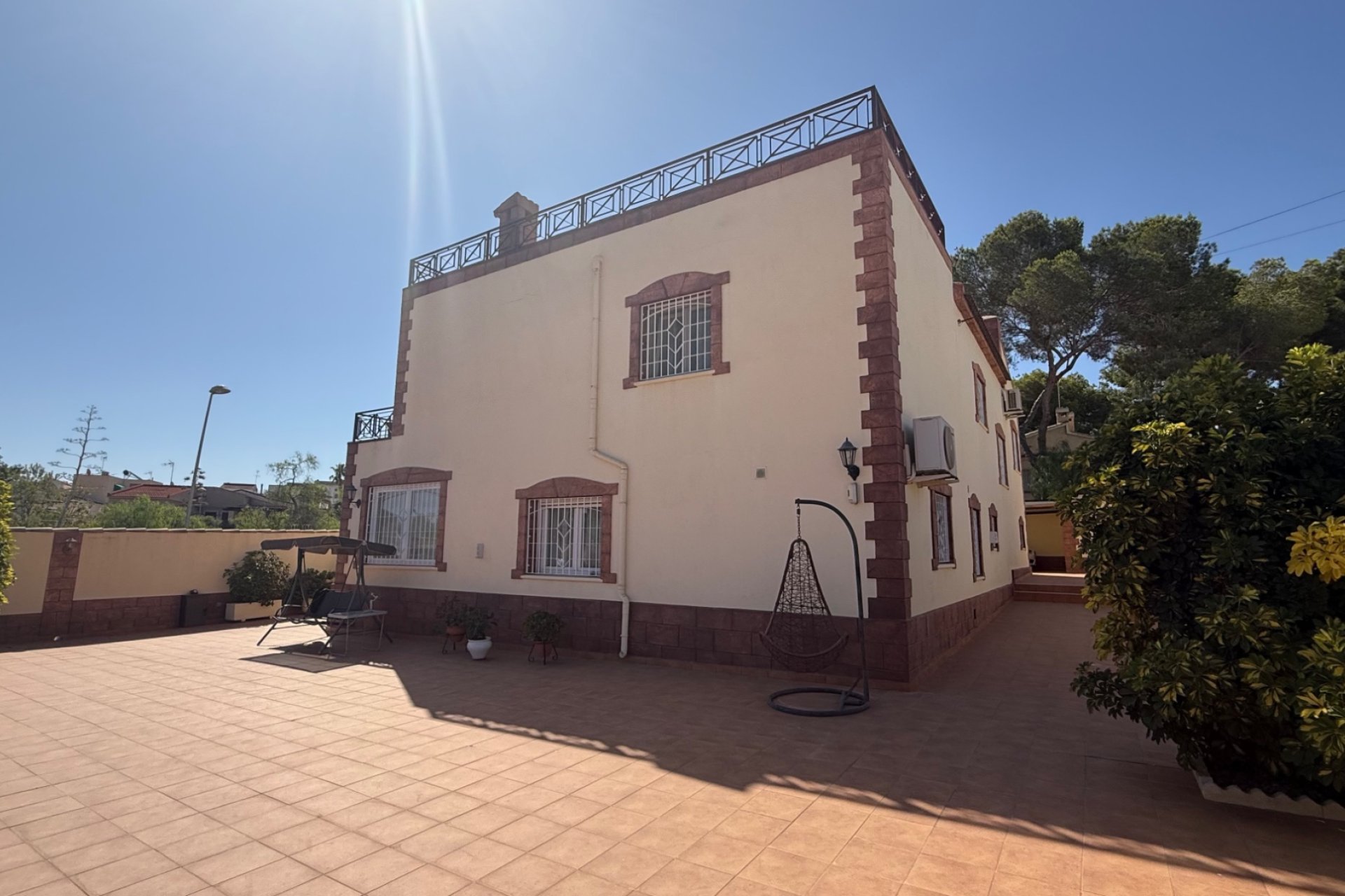 Resale - Villa -
Torrevieja - Costa Blanca Sur