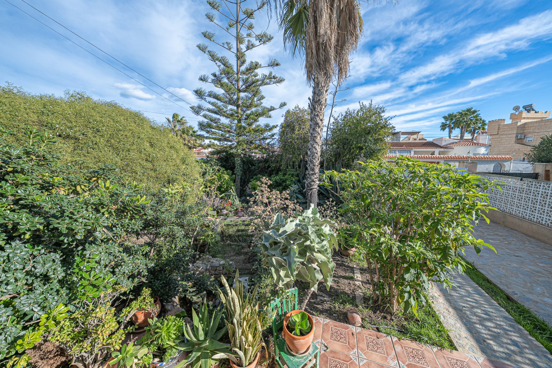 Resale - Villa -
Torrevieja - El Chaparral