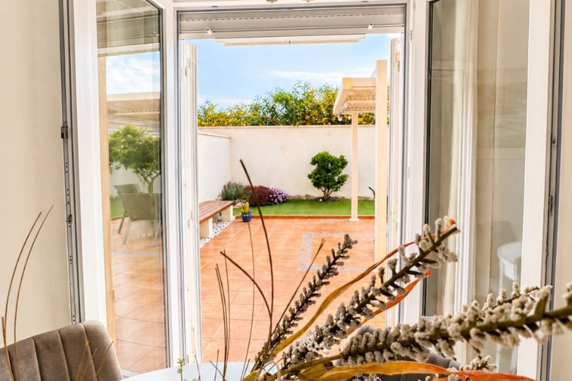 Resale - Villa -
Torrevieja - Nueva Torrevieja - Aguas Nuevas