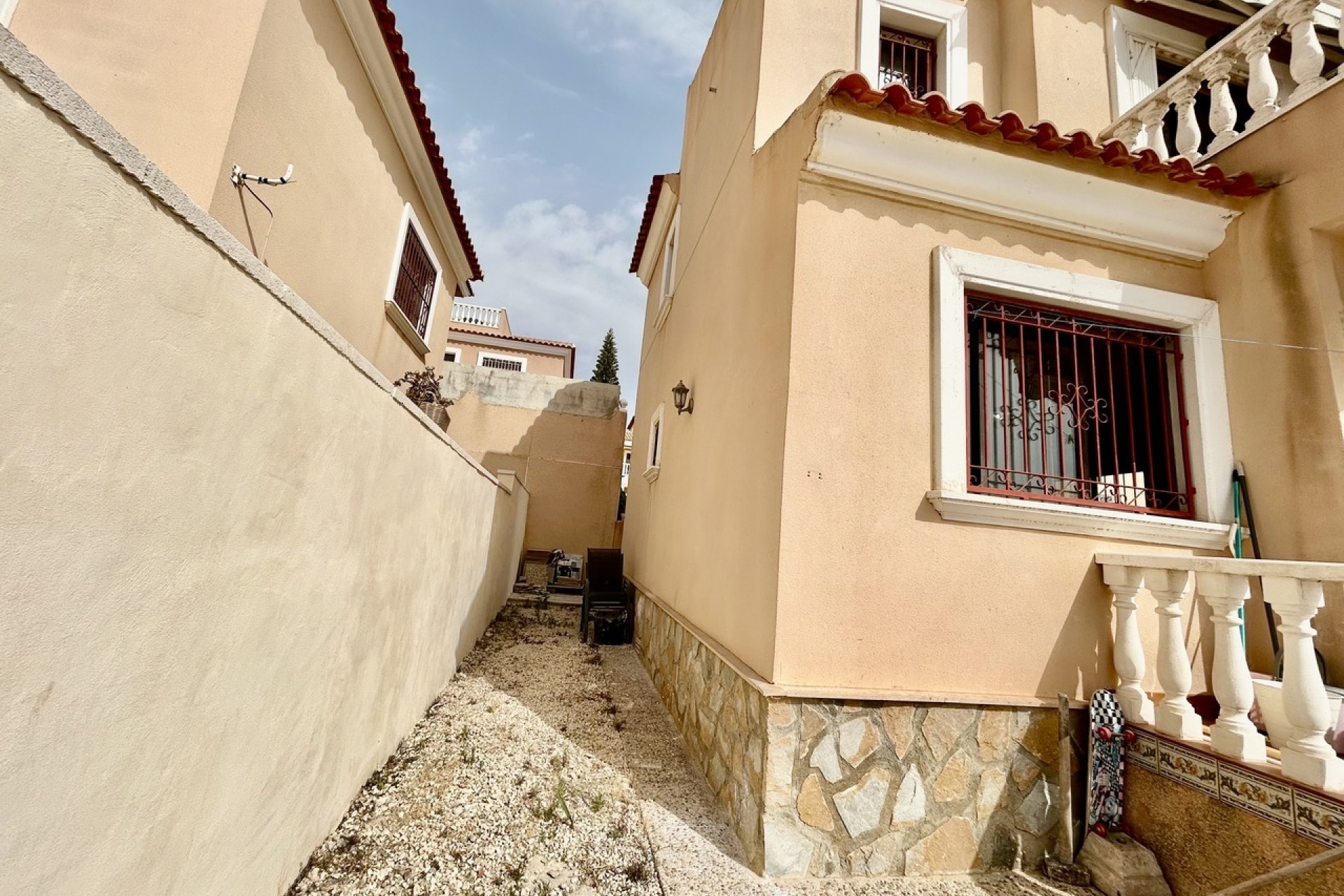 Resale - Villa -
Villamartín - Blue Lagoon