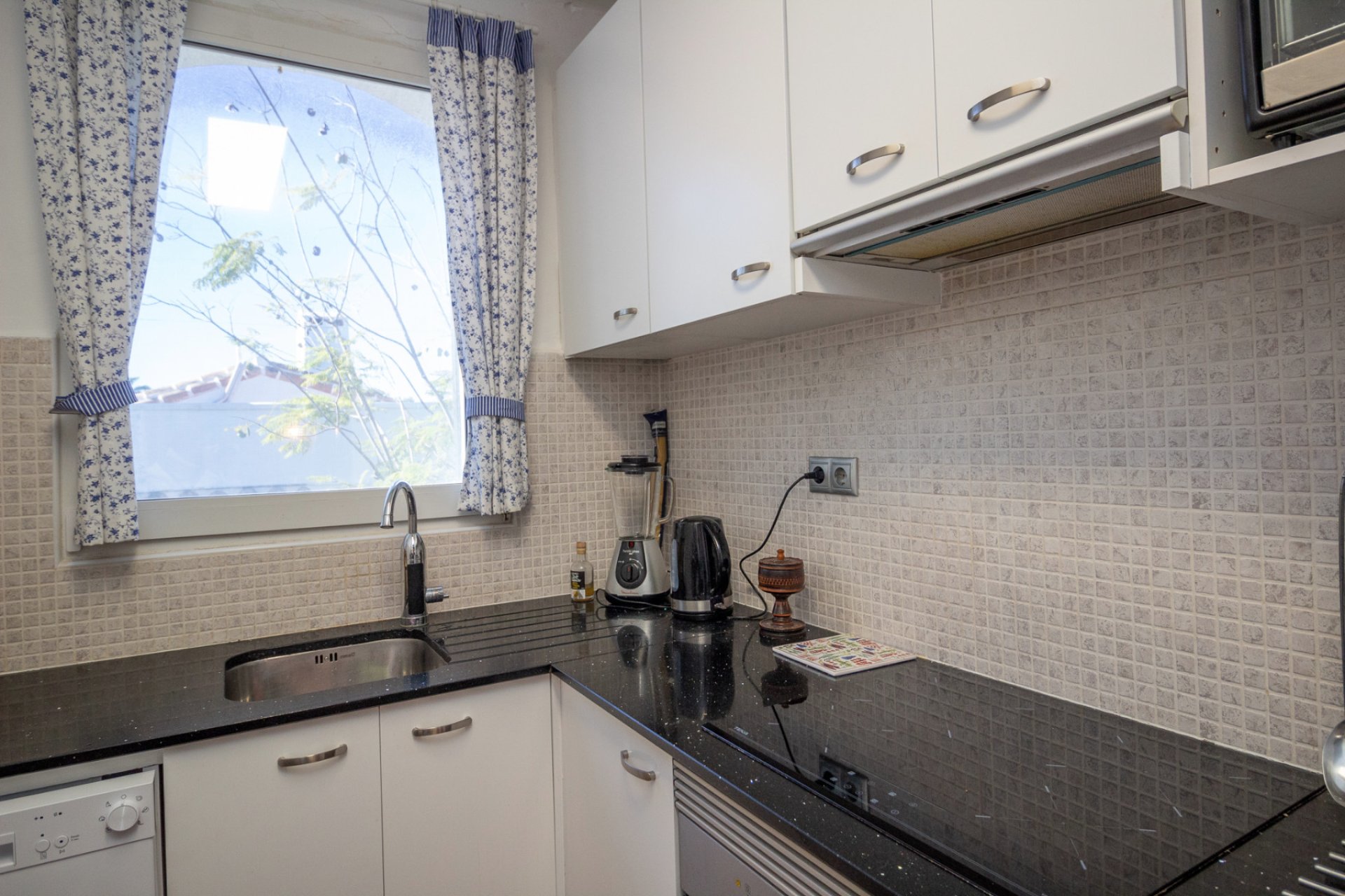 Resale - Villa -
Villamartin - Fortuna