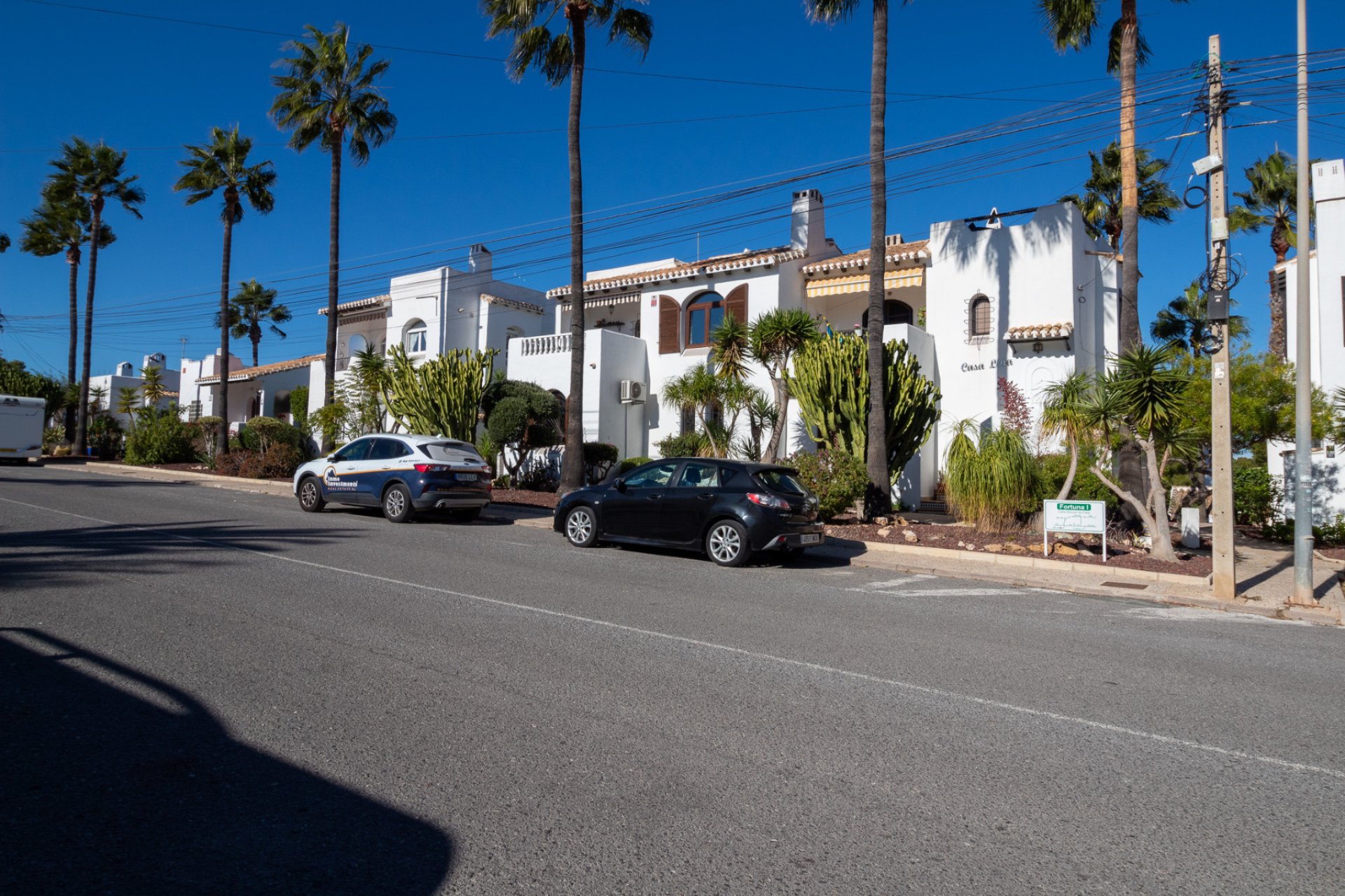 Resale - Villa -
Villamartin - Fortuna