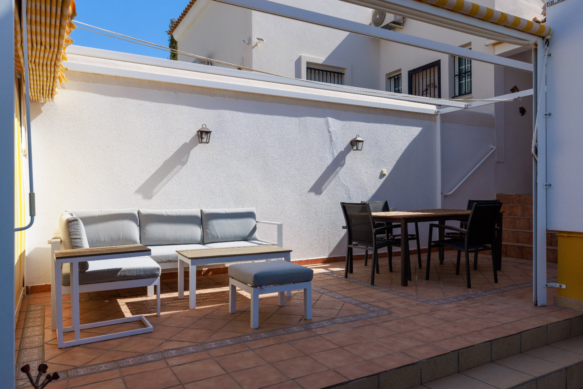 Resale - Villa -
Villamartín - La Rioja