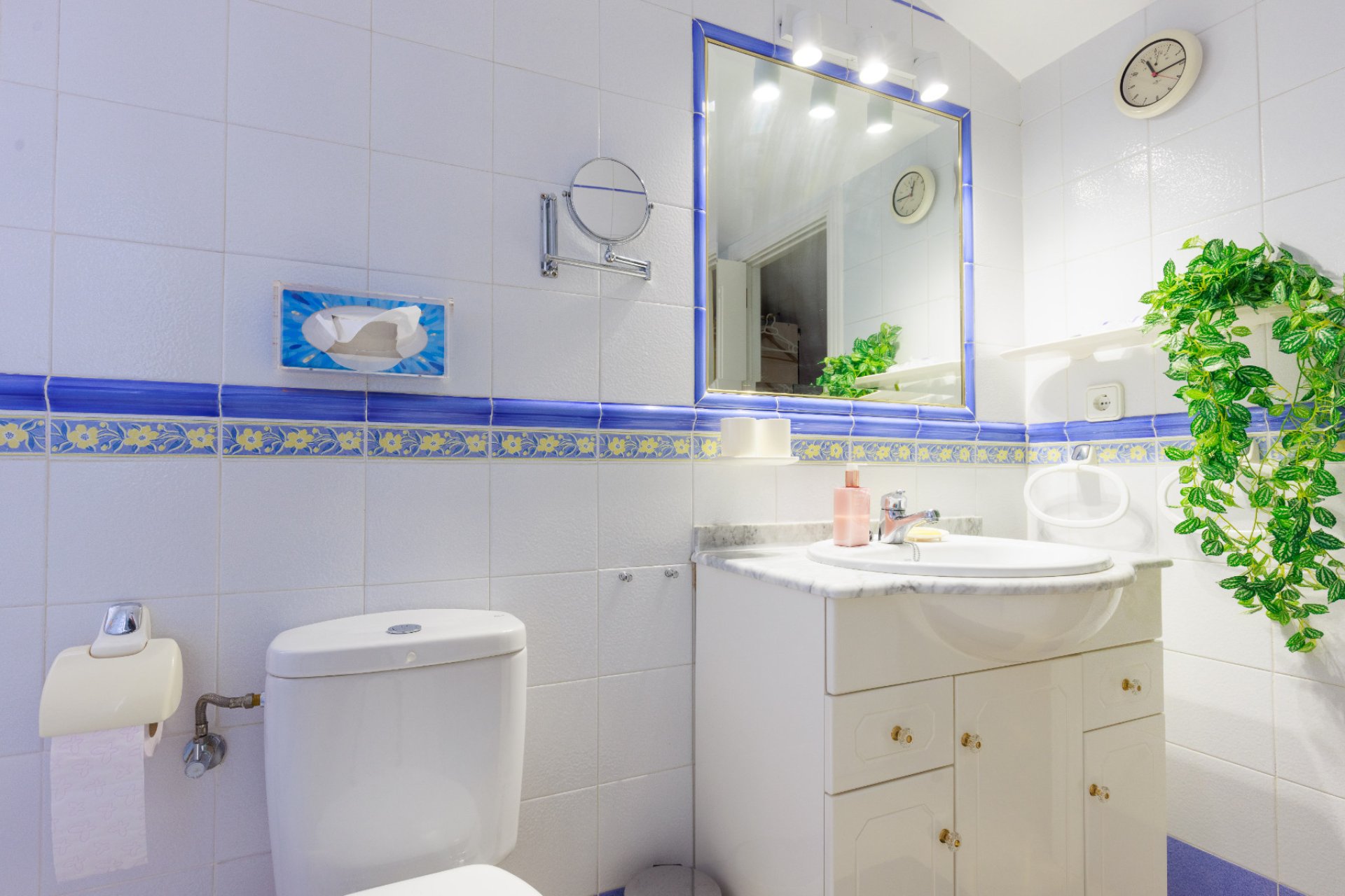 Resale - Villa -
Villamartín - La Rioja