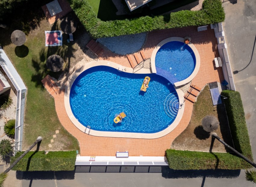 Resale - Villa -
Villamartín - La Rioja