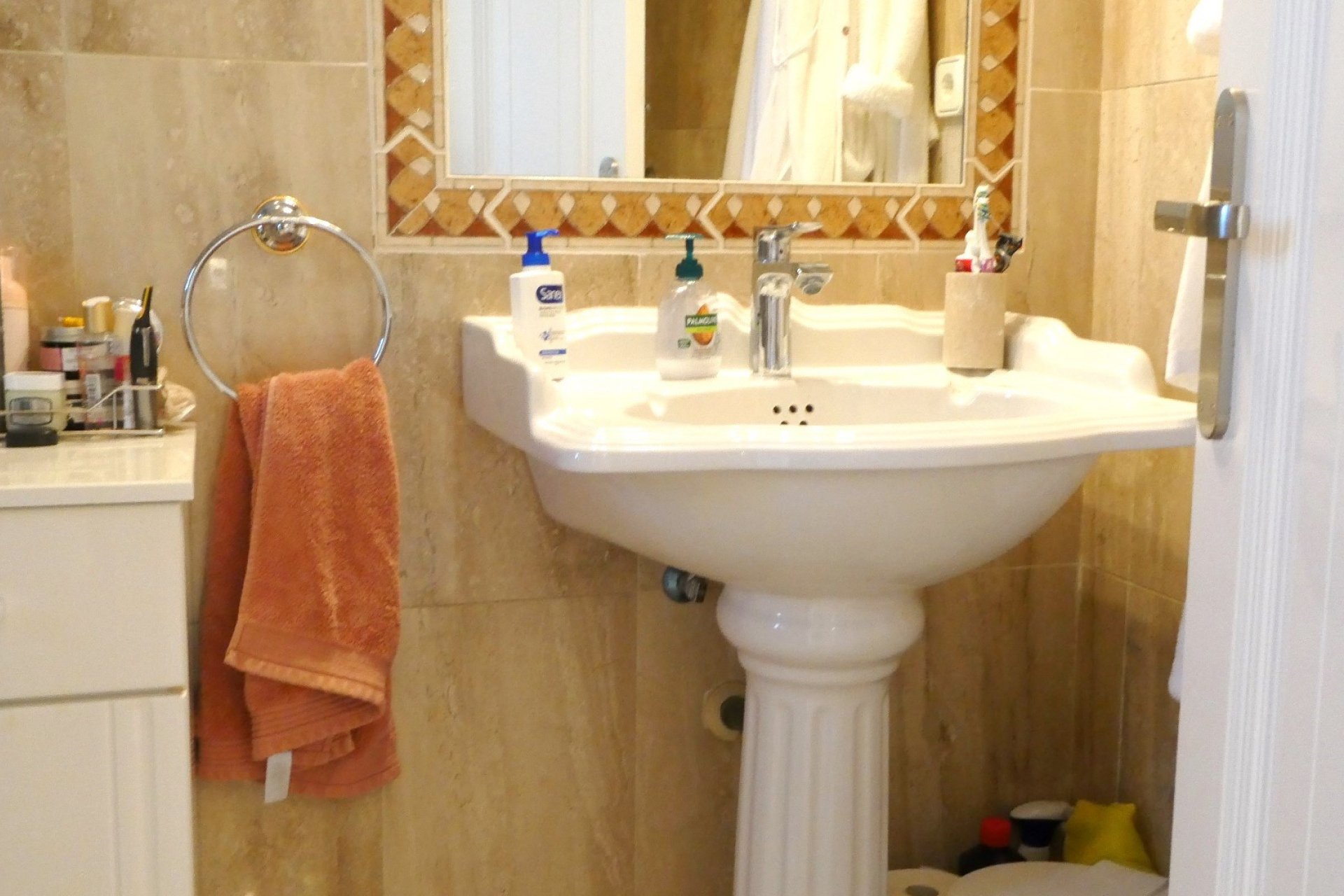 Resale - Villa -
Villamartín - Los Dolses