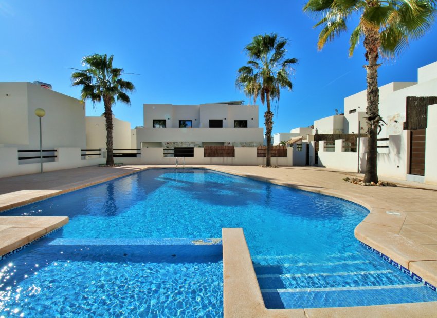 Resale - Villa -
Villamartín - Pau 8