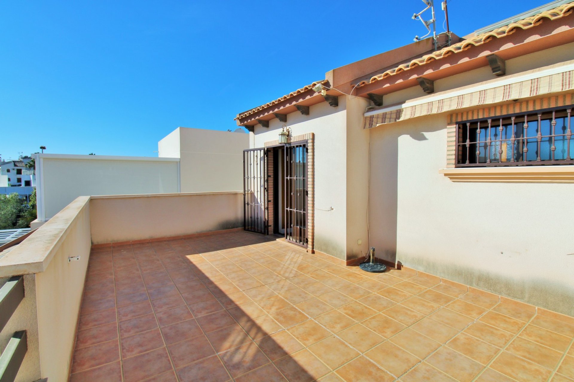 Resale - Villa -
Villamartín - Pau 8
