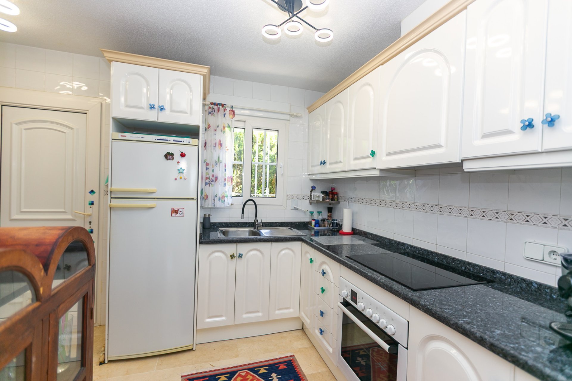Resale - Villa -
Villamartín - Rioja