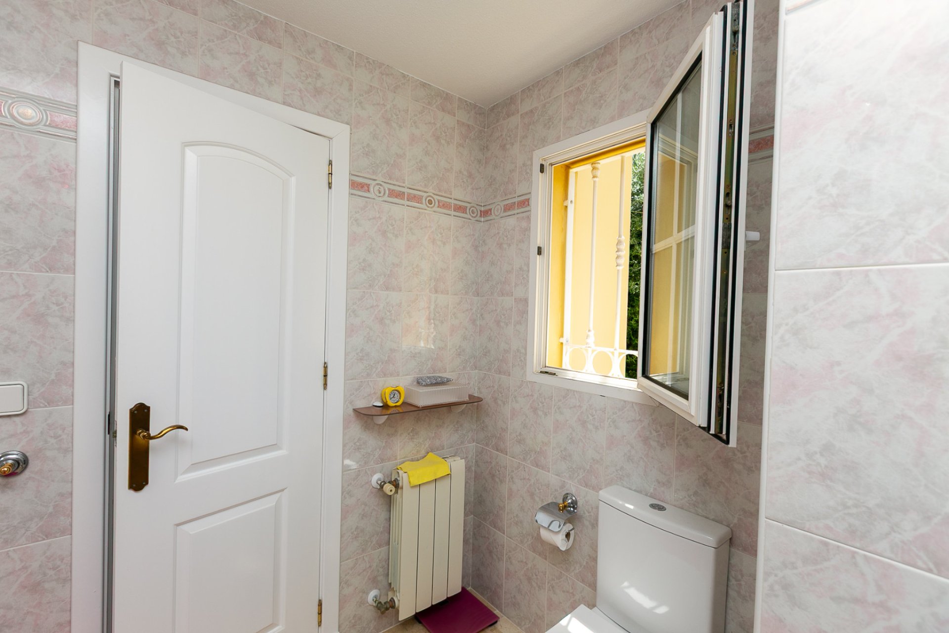 Resale - Villa -
Villamartín - Rioja