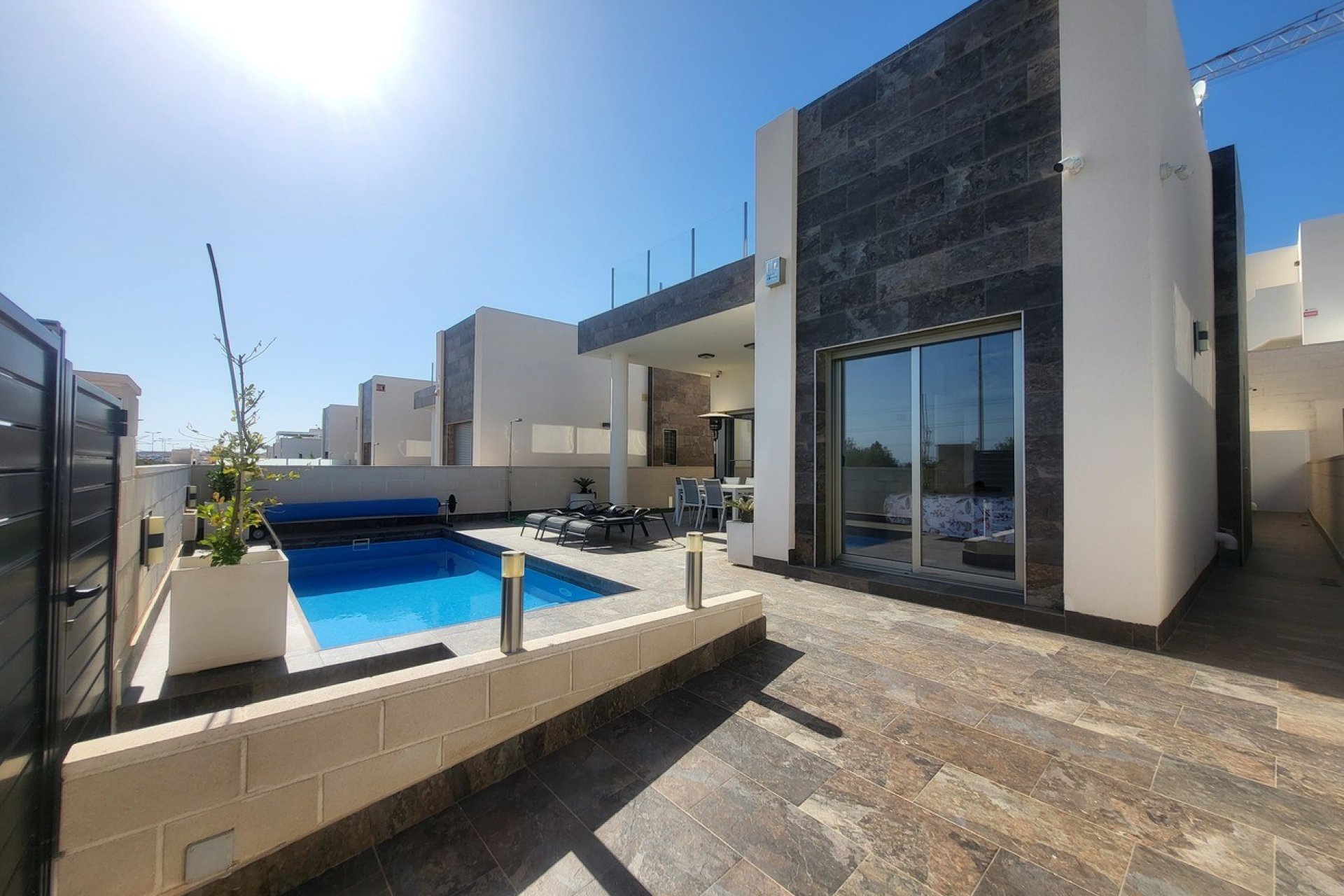 Resale - Villa -
Villamartín - Villamartin