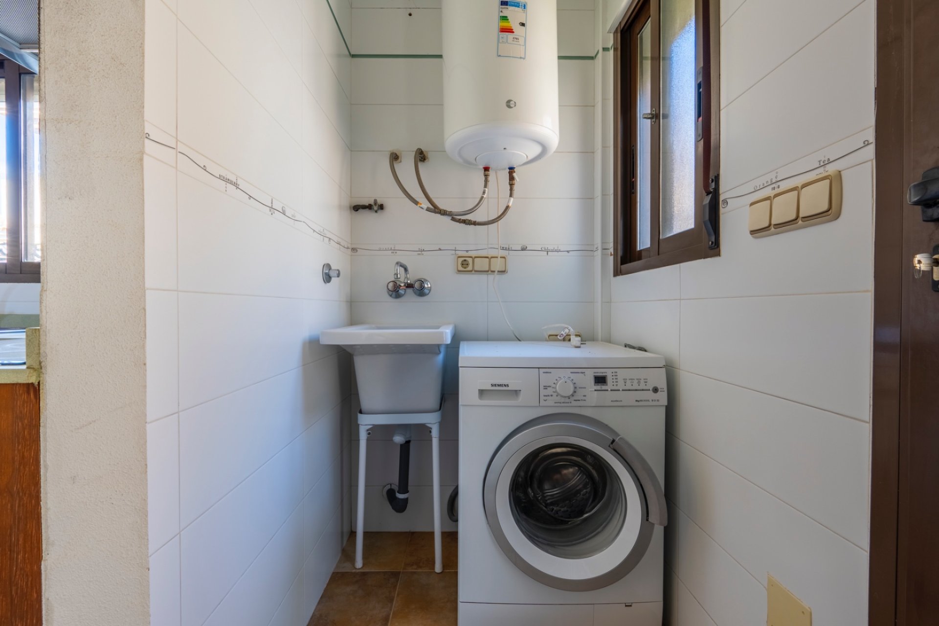 Resale - Villa -
Villamartín - Villamartin