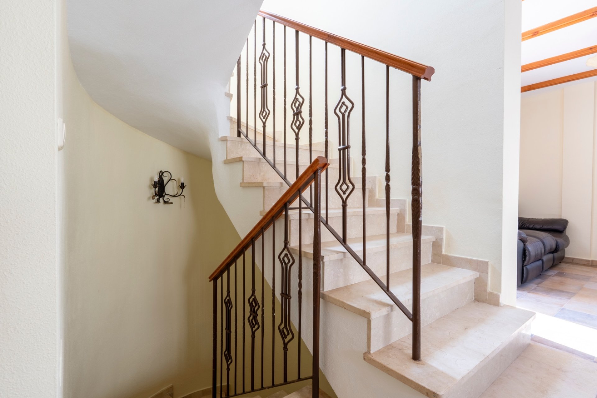 Resale - Villa -
Villamartín - Villamartin