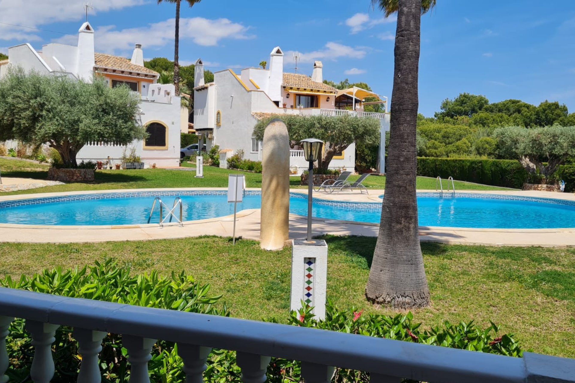 Resale - Villa -
Villamartín - Villamartin