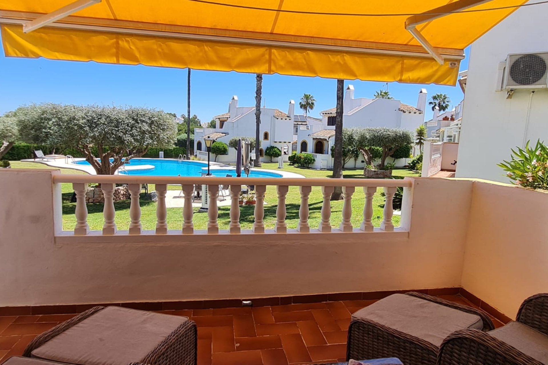 Resale - Villa -
Villamartín - Villamartin