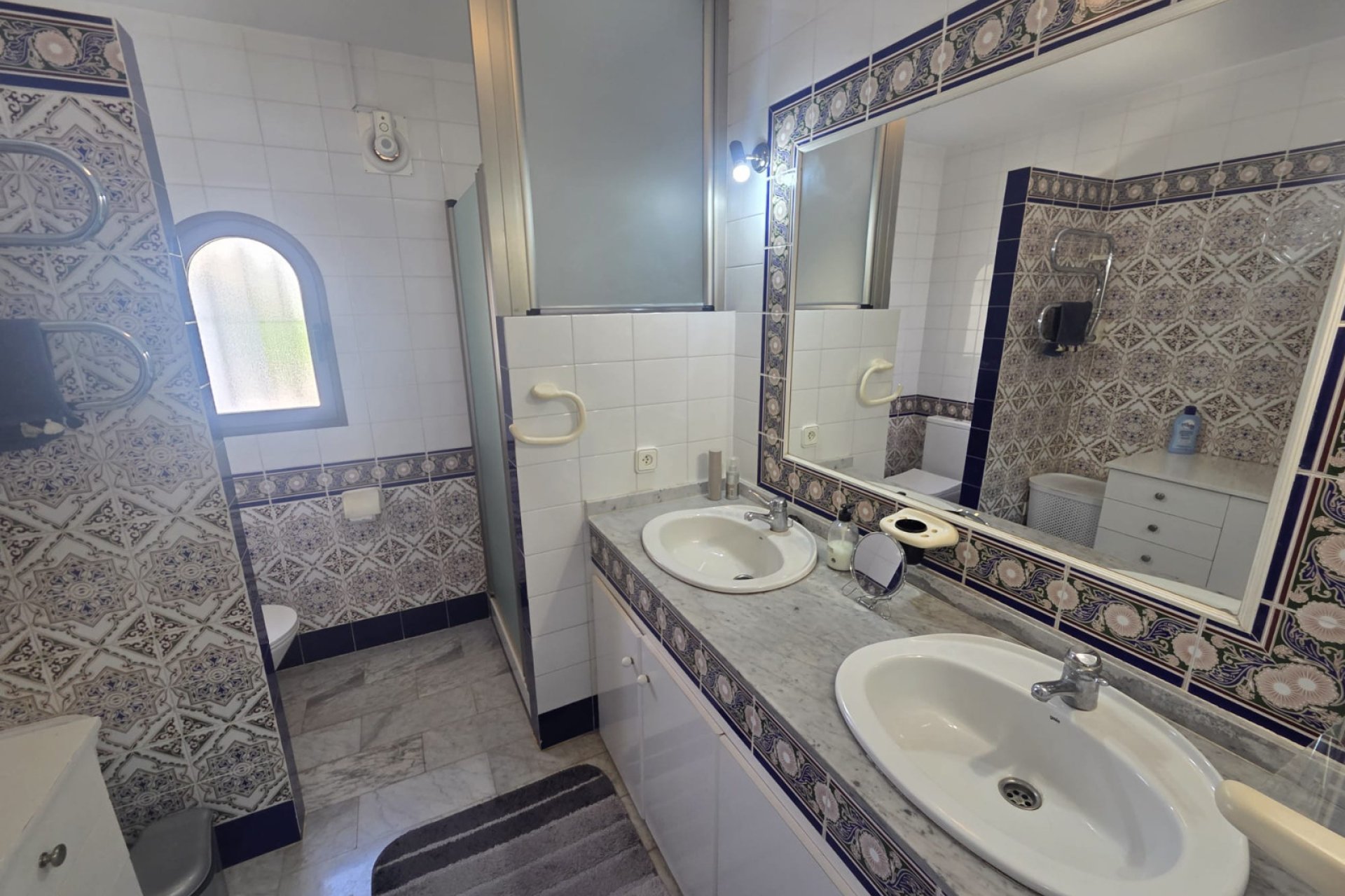 Resale - Villa -
Villamartín - Villamartin