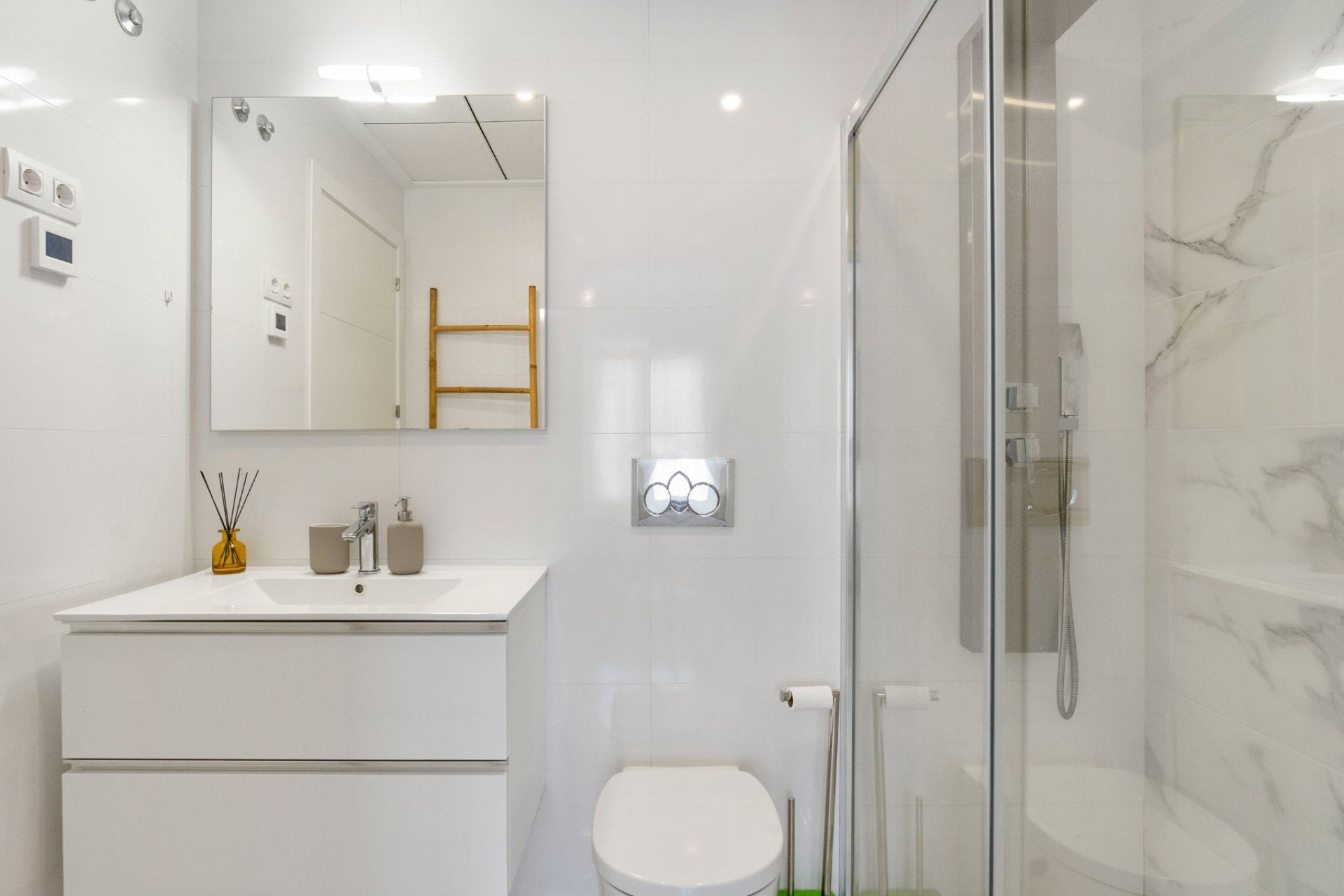 Resale - Villa -
Villamartín - Villamartin