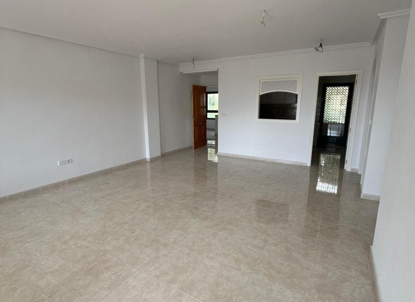 Revente - Appartement -
Campoamor