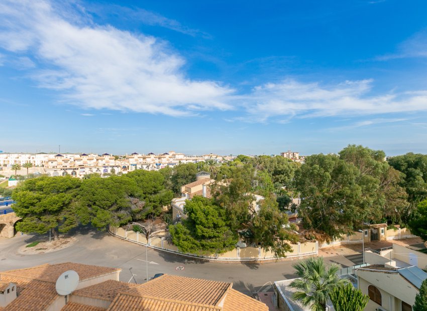 Revente - Appartement -
La Zenia - Beachside