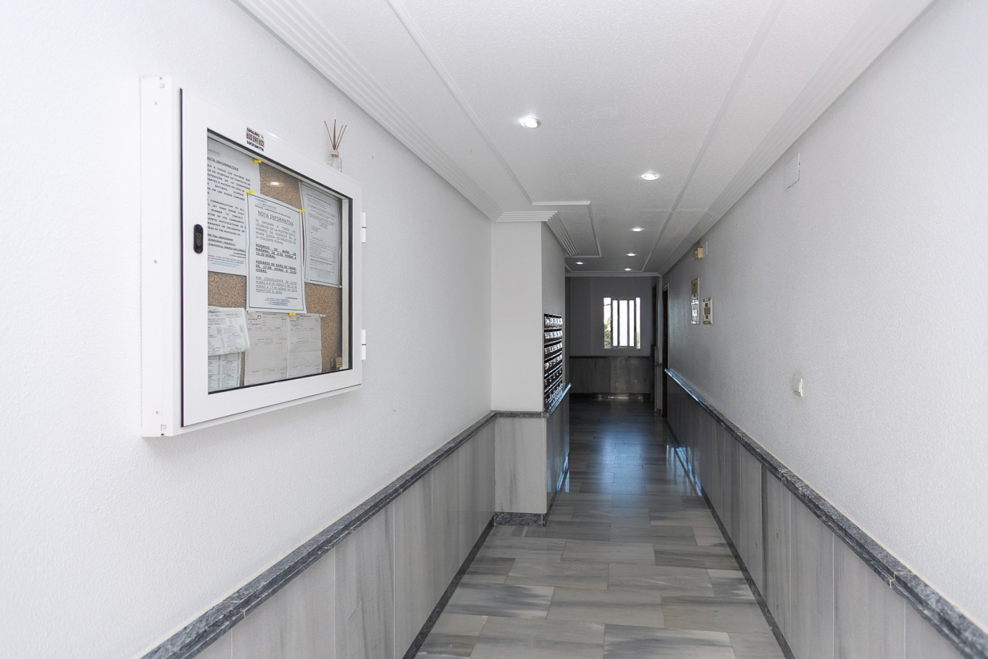 Revente - Appartement -
La Zenia - Beachside